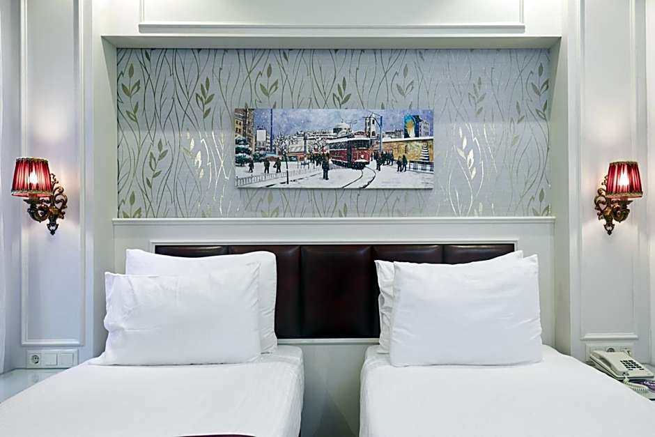 Albinas Hotel Old City