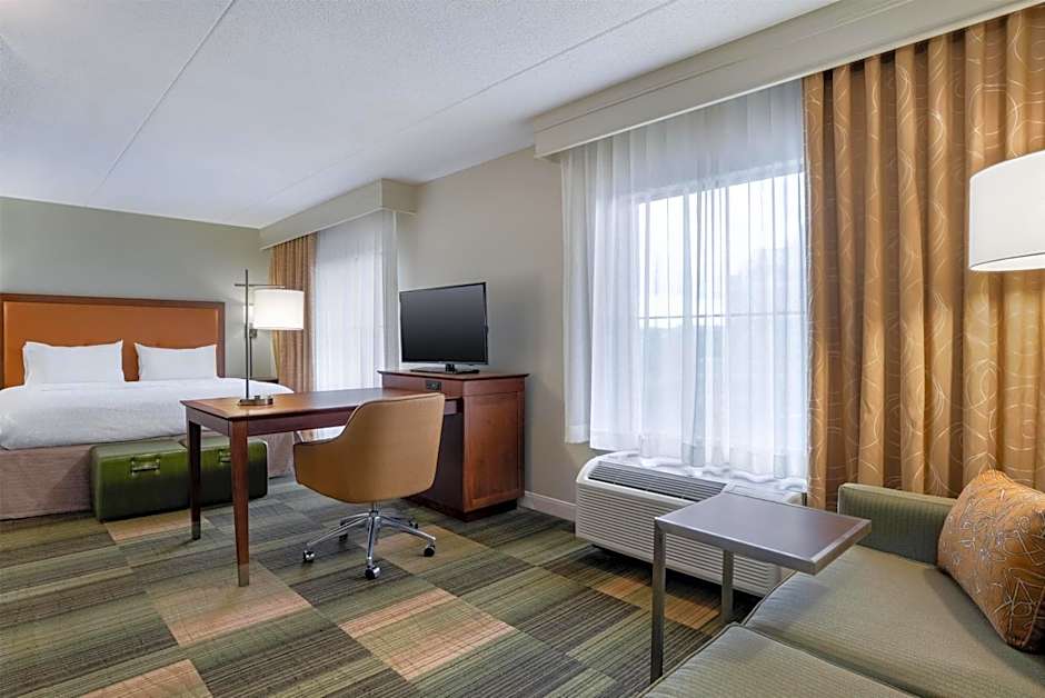 Hampton Inn & Suites Albany-Downtown