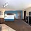 AmericInn by Wyndham La Crosse Riverfront-Conference Center