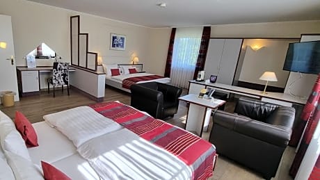 Premium Quadruple Room