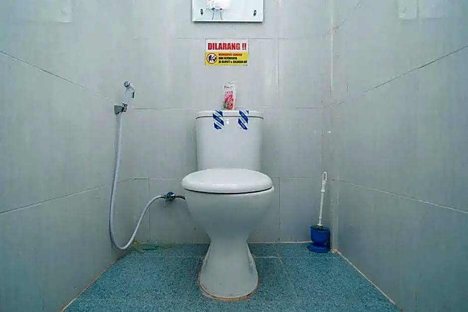 RedDoorz Syariah near Jalan A Yani KM 8 Citraland