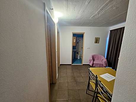 APARTMENT TWO BEDROOMS (PART SEA VIEW)