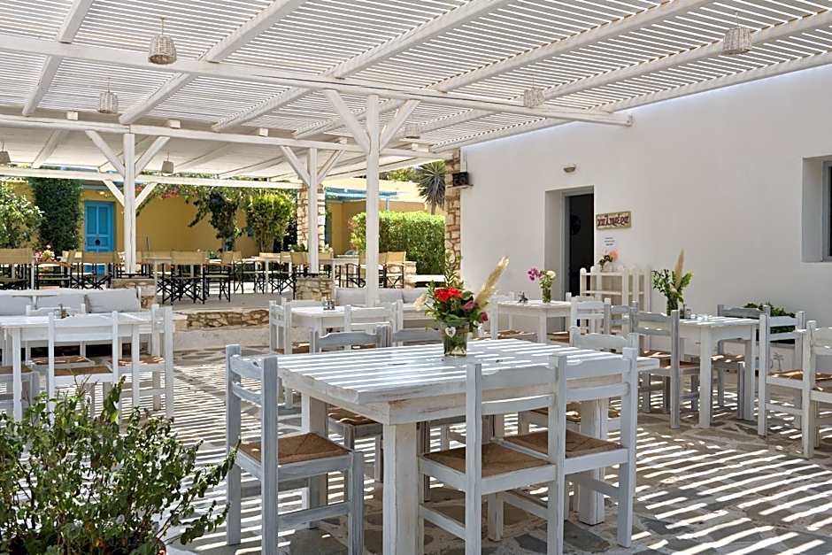 Surfing Beach Village Paros