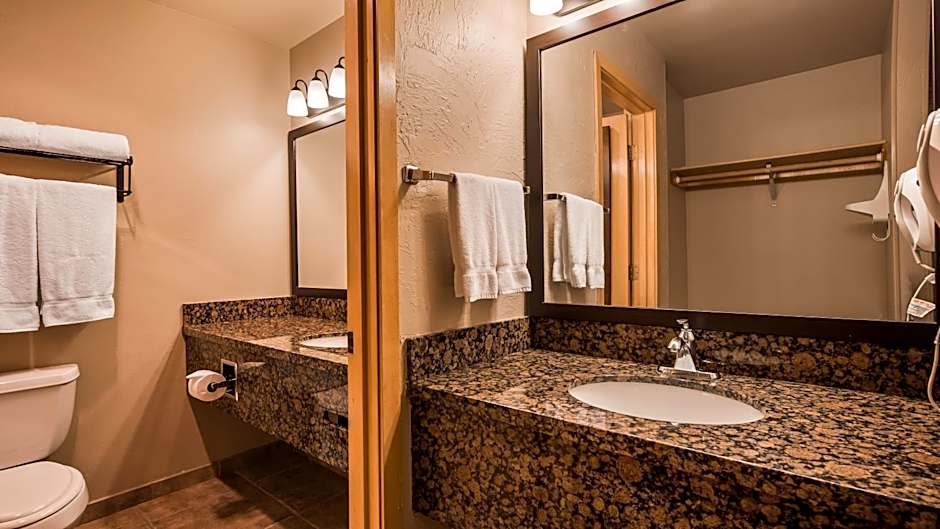 Best Western Ponderosa Lodge