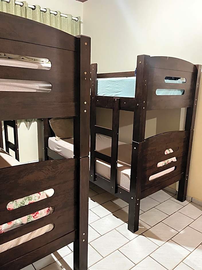 Hostel Lua Nova