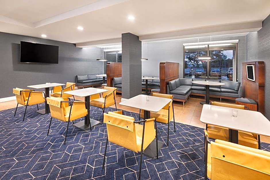 Courtyard by Marriott Burlington