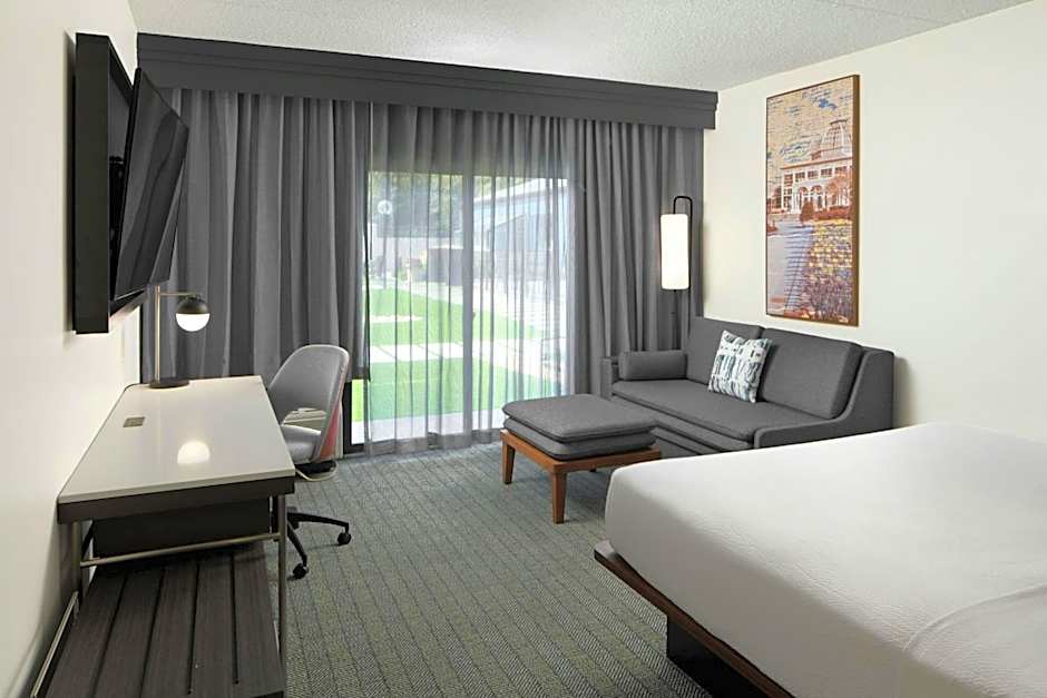 Courtyard by Marriott Williamsburg Busch Gardens Area