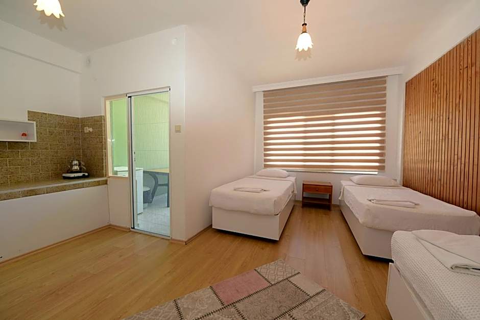 Photo 1 of 14 of Apartment, Balcony