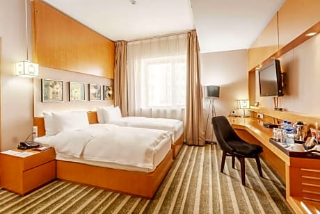 2 Twin Beds Standard Room
