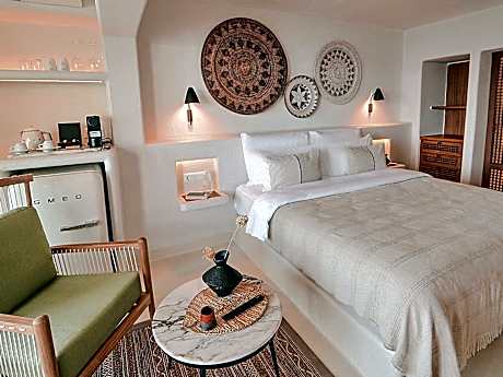 Honeymoon Room