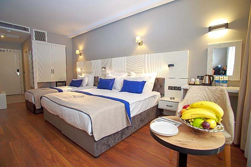 Mitte Port Hotel