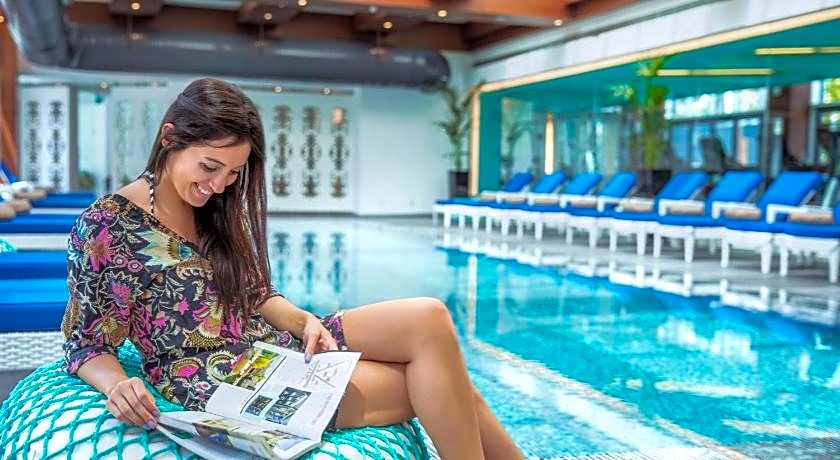 Burgu Arjaan by Rotana