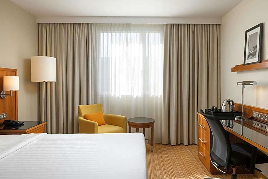 Courtyard by Marriott Toulouse Airport