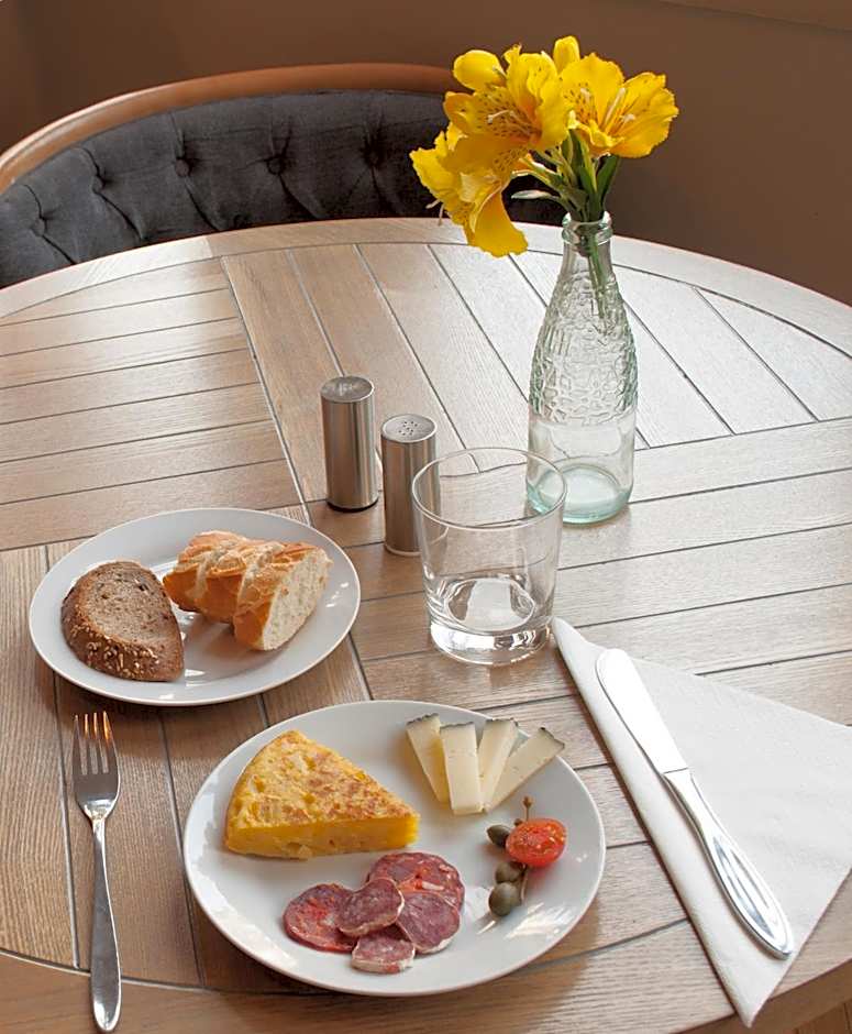 Mihlton Barcelona Boutique B&B