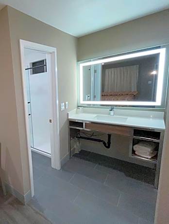 King Room