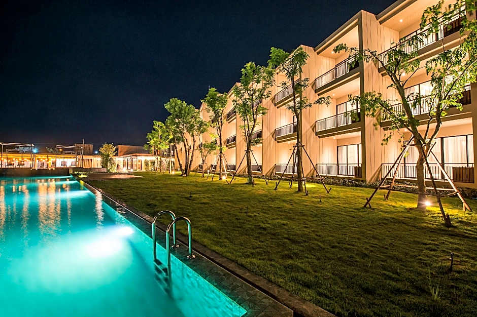 The Gallery Hotel Naiharn