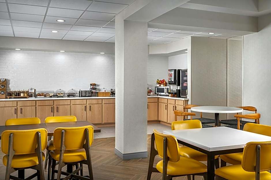 Fairfield Inn & Suites by Marriott Dallas Mansfield