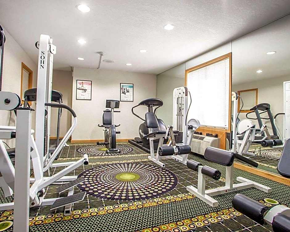 Comfort Inn Bourbonnais Near I-57