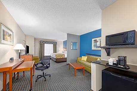 Two-Room King Suite - Non-Smoking