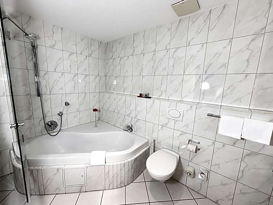 Aspire AcarA Oldenburg, Trademark Collection by Wyndham