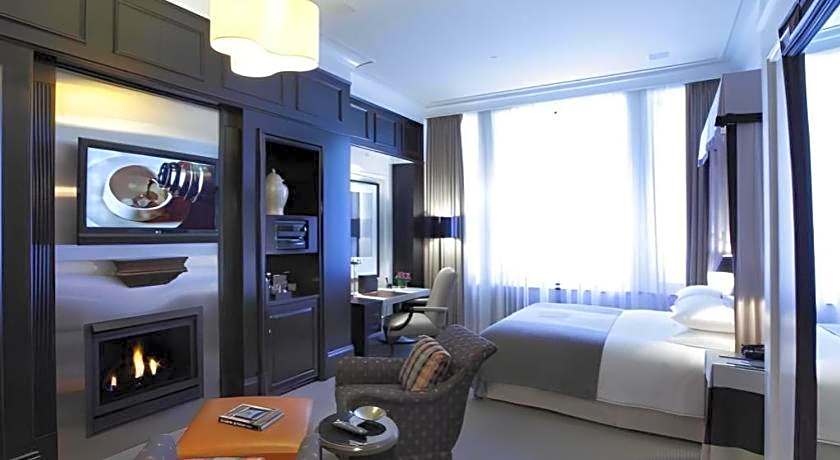 Fifteen Beacon Hotel