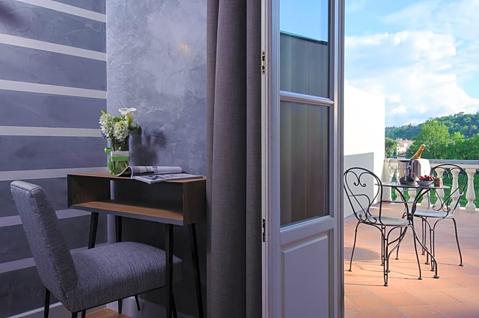 Hotel Lungarno Vespucci 50