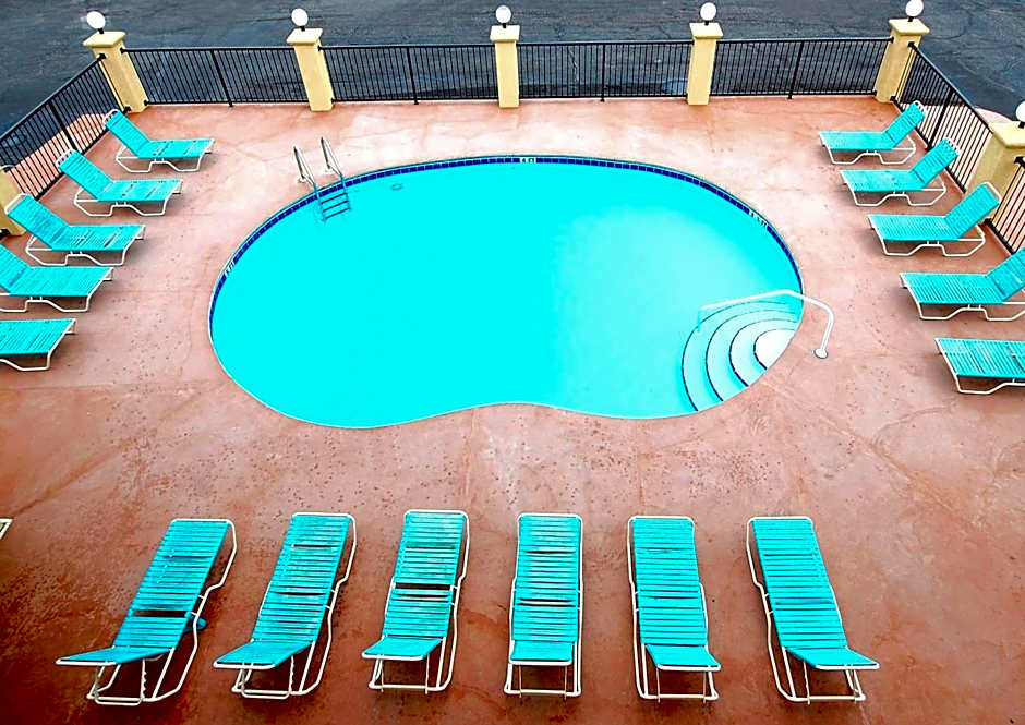 Fairway inn