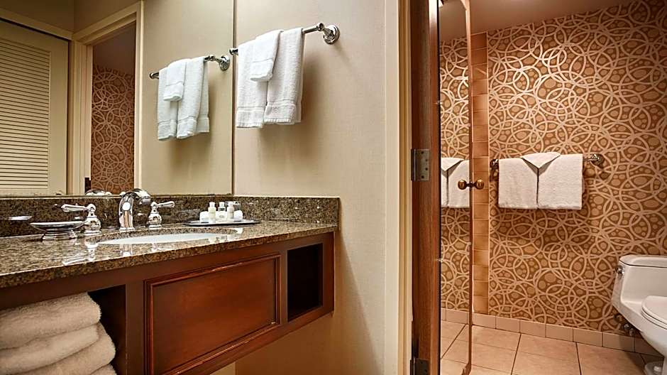 Best Western Plus The Normandy Inn & Suites