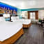 Days Inn by Wyndham Livonia/Canton/Detroit