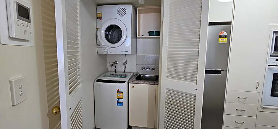 Broadbeach Holiday Apartments