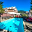Adara Hotel