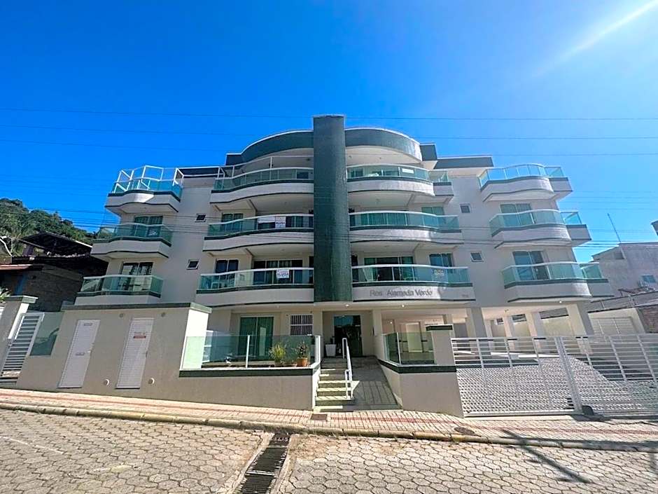 A56 - Alameda Verde - Apto 102 - Centro de Bombinhas