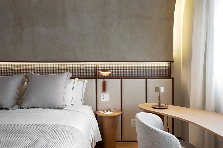 QOYA Hotel Curitiba, Curio Collection by Hilton