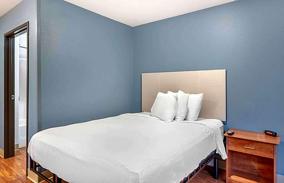 Extended Stay America Select Suites - Louisville - South