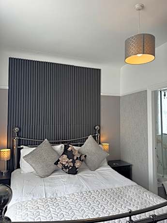 Triple Room with Shower