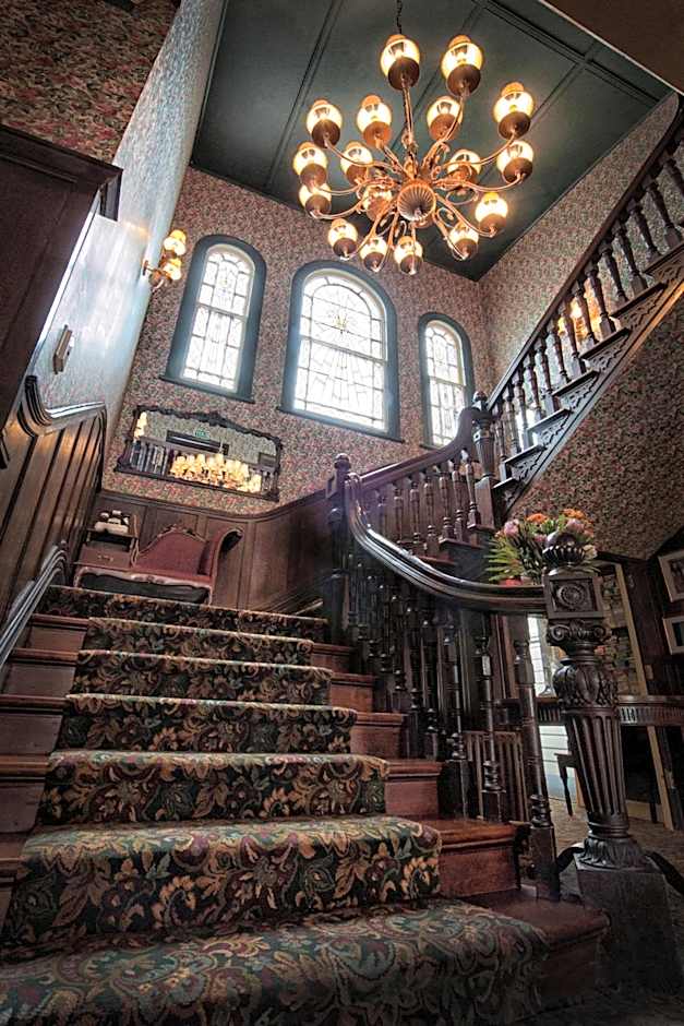 Prince's Gate Hotel
