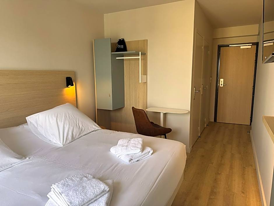 Karaez Hôtel - BritHotel Carhaix