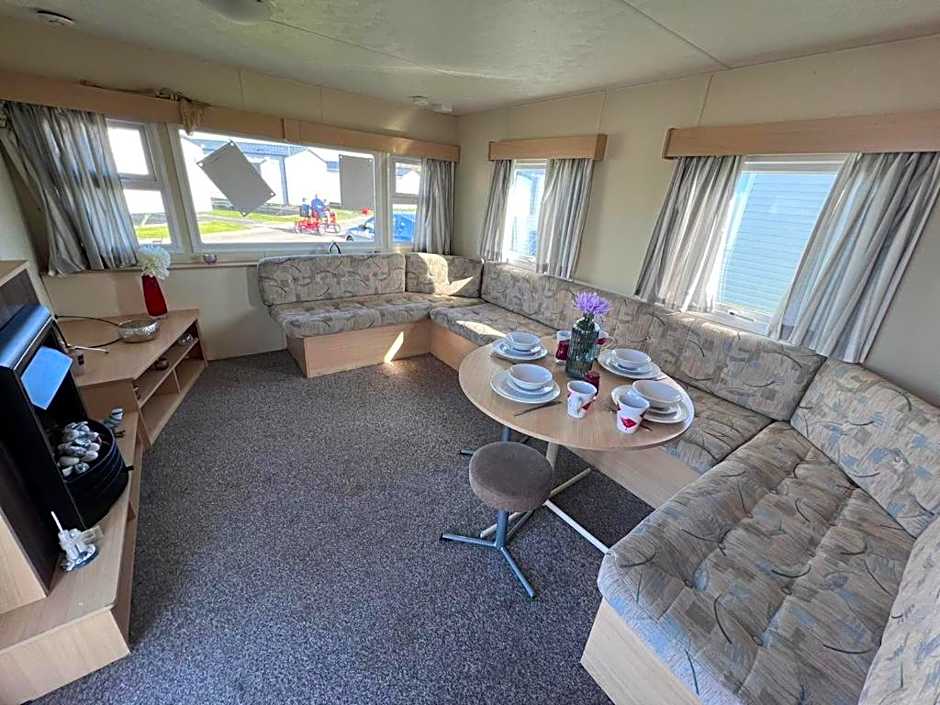 Photo 1 of 19 of Mobile Home