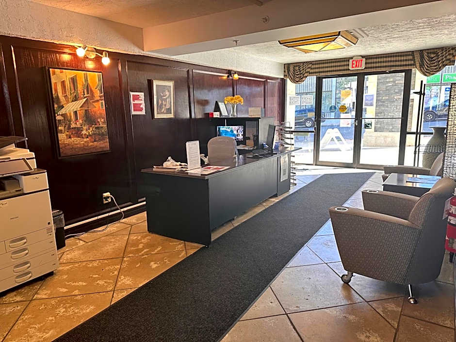 The Medicine Hat Villa