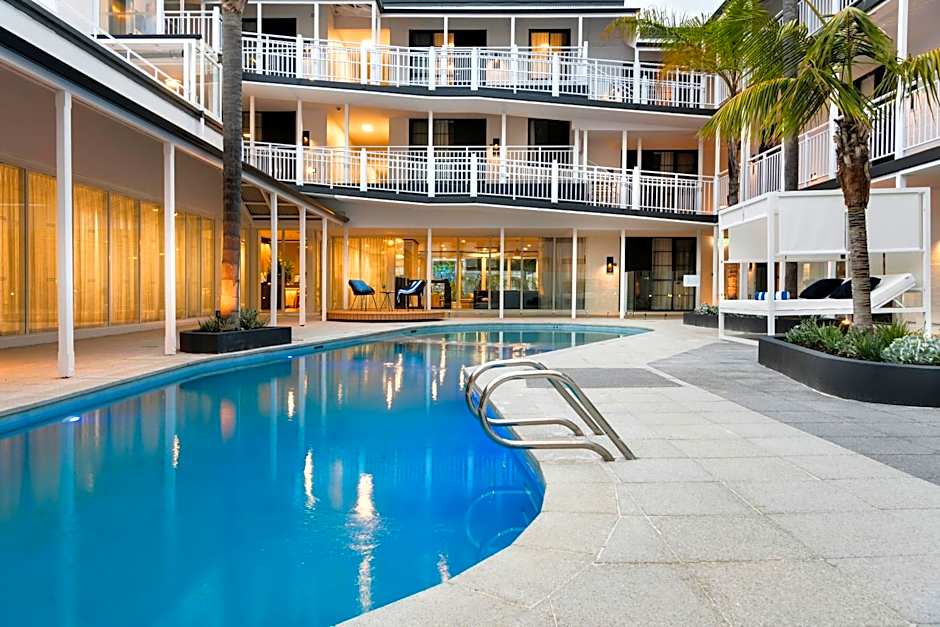 Tradewinds Hotel and Suites Fremantle