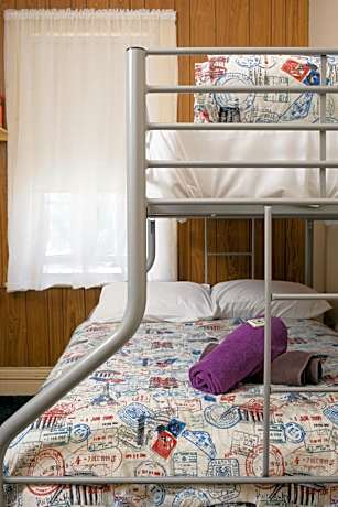 Triple Bunk room