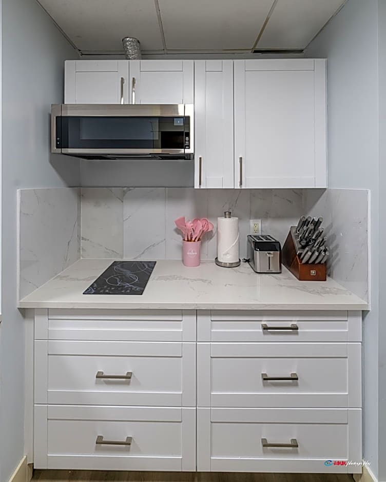 Solara Studio with Pool/Hot tub/Parking/Gym