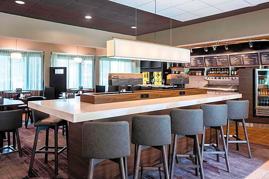 Courtyard by Marriott Chicago O'Hare