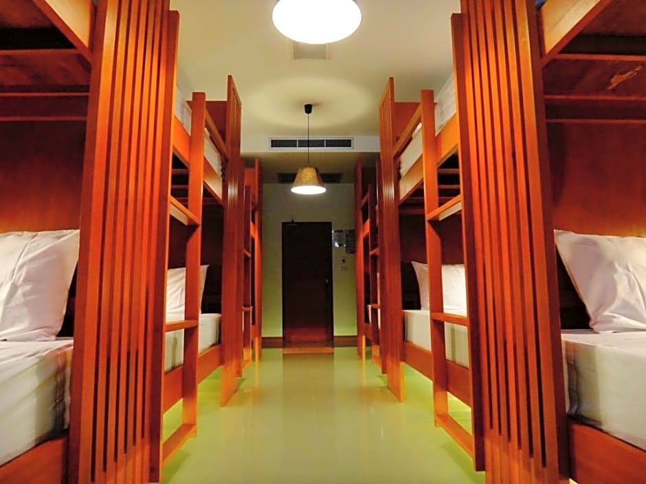 Phangan Pearl Hostel