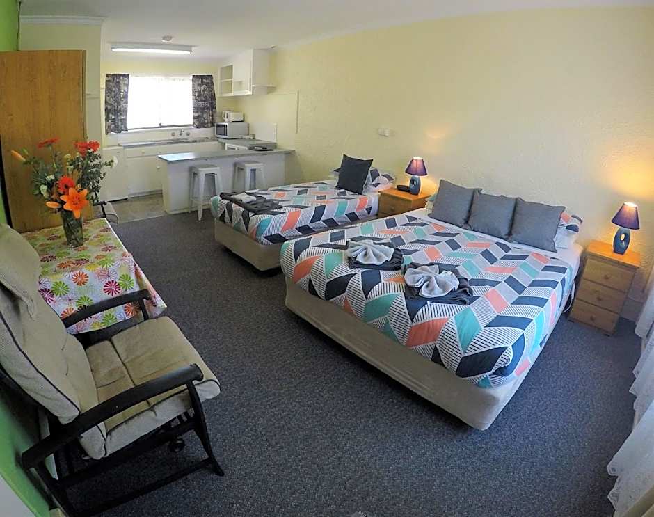Turn-in Motel
