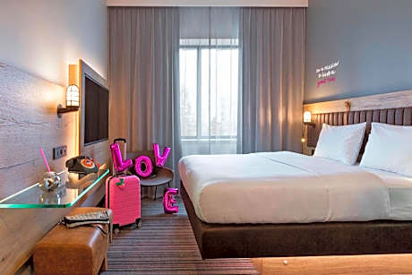 Moxy by Marriott Katowice Airport