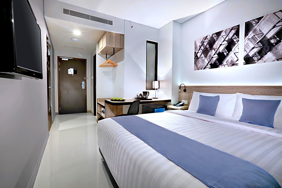 Hotel NEO Gajah Mada Pontianak by ASTON