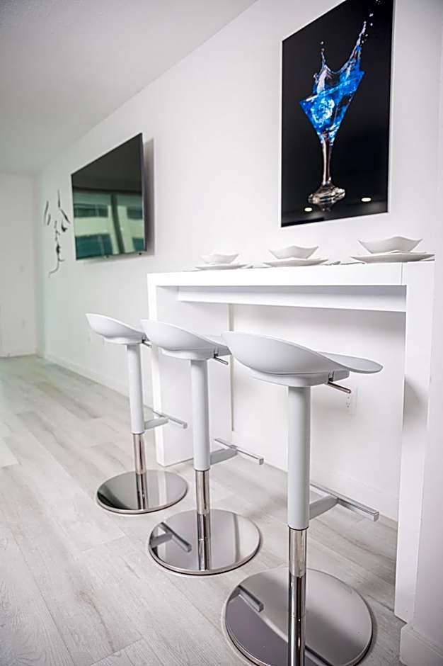Modern and Luxurious Brickell Studio