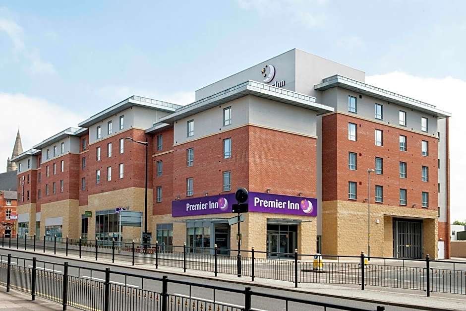 Premier Inn Lincoln City Centre