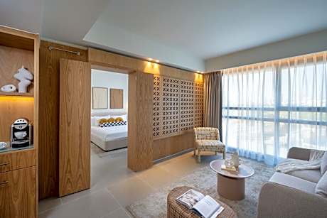 Junior Suite (2 Adults)